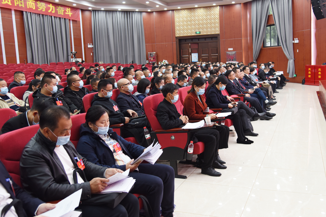 直击两会·图集 资阳区第六届人民代表大会第一次会议举行预备会议